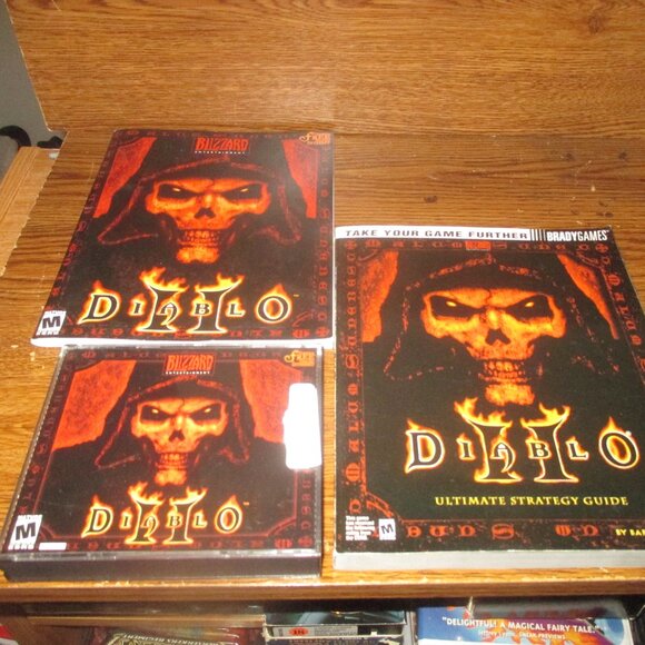 Diablo II (PC Game from Blizzard) w/ Strategy Guide (2000) - Picture 2 of 12